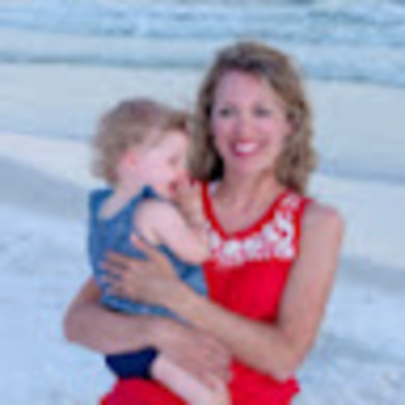 Meet your Posher, Erin - Picture 1 of 1